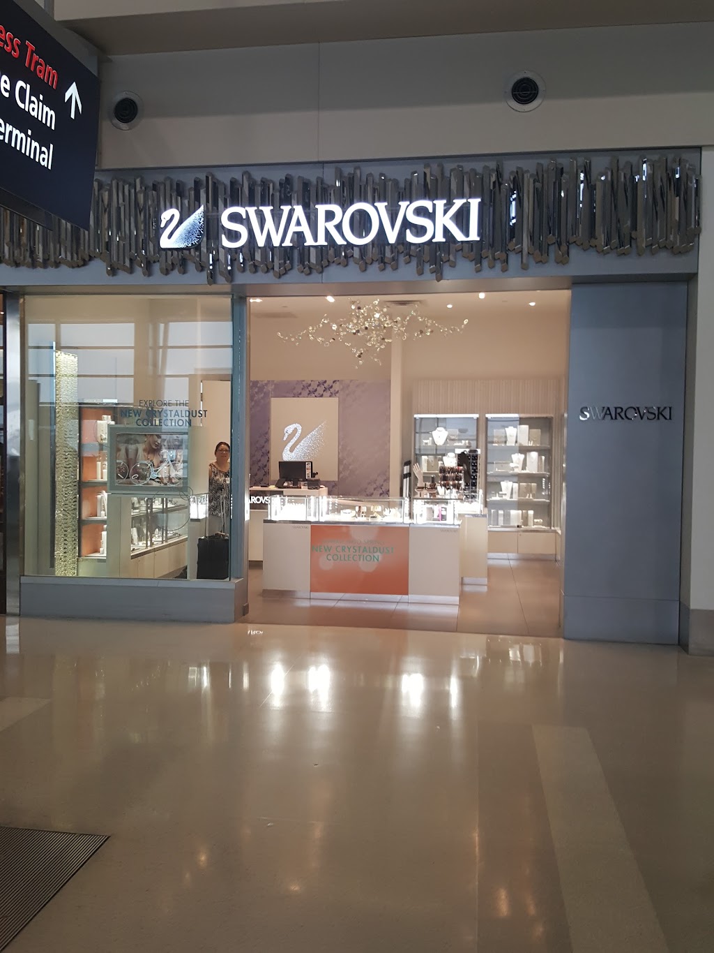 Swarovski | 1 Detroit Metropolitan Airport Building 830, McNamara Terminal B/C, Detroit Metro Airport, Detroit, MI 48242, USA | Phone: (734) 941-2517