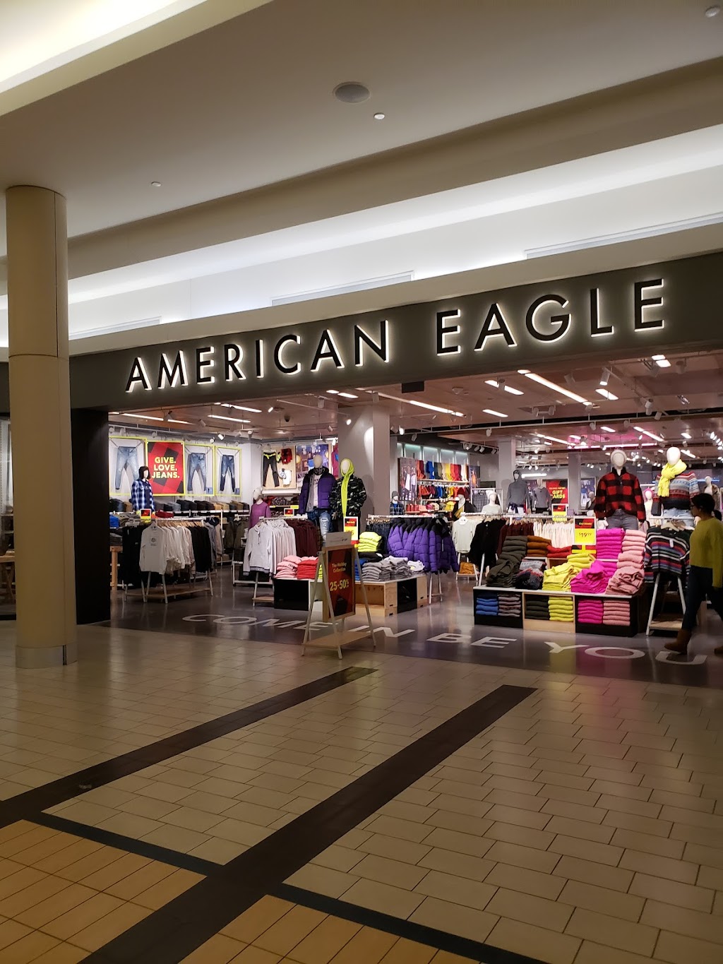 American Eagle Store | 210 Andover St Space E115A, Peabody, MA 01960, USA | Phone: (978) 532-8861