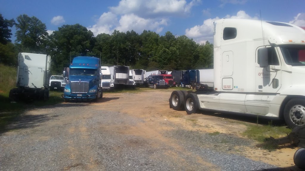 Rising Son Trucking Llc | 3200 A L Philpott Hwy, Axton, VA 24054, USA | Phone: (276) 833-2253