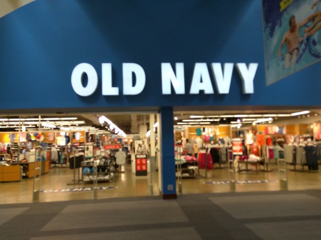 Old Navy Outlet | 3000 Grapevine Mills Pkwy Space #245, Grapevine, TX 76051, USA | Phone: (972) 355-3111