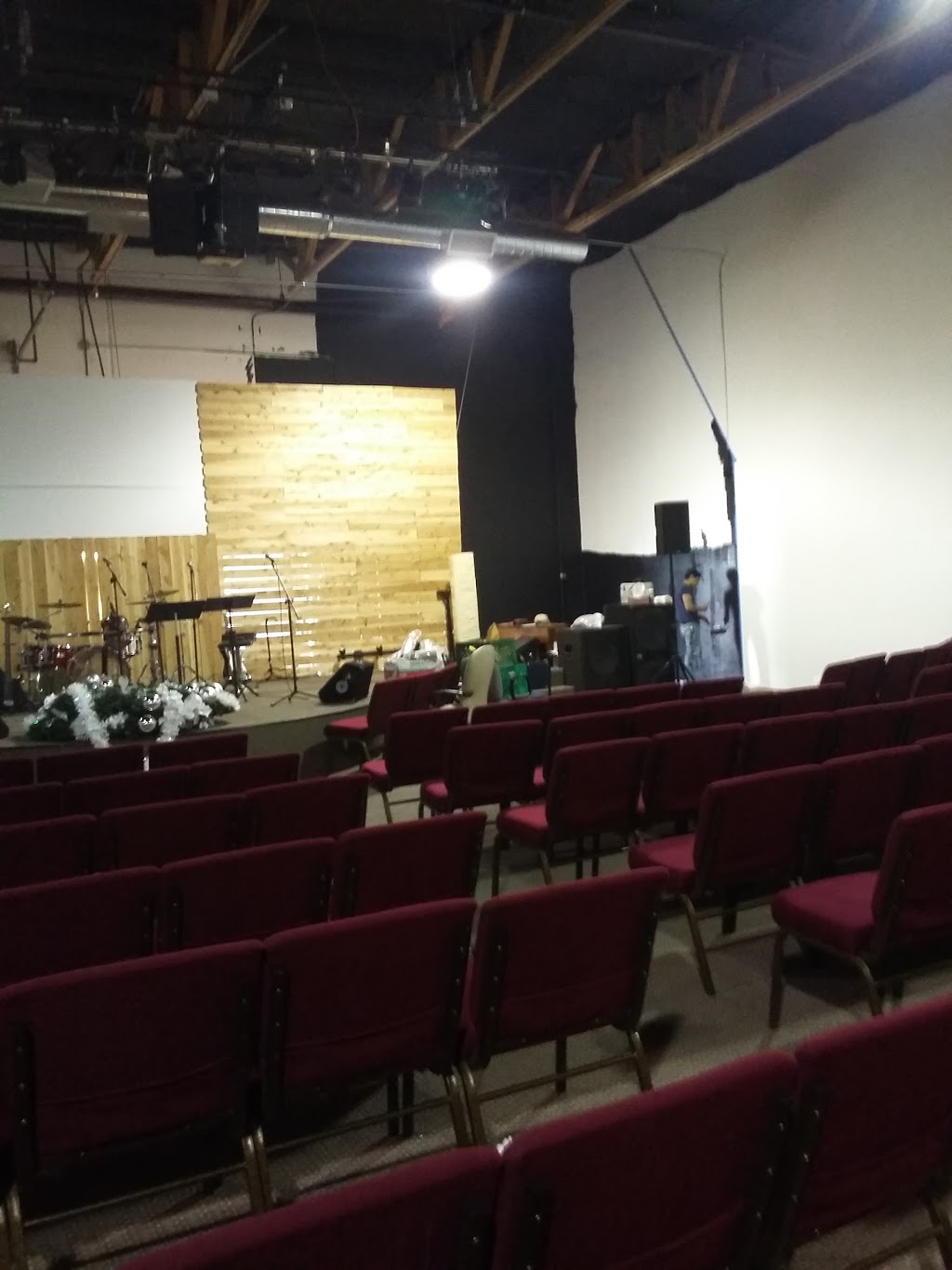 Encuentro Con Dios Community Church | 7150 W Roosevelt St C-115, Phoenix, AZ 85043, USA | Phone: (602) 625-7527