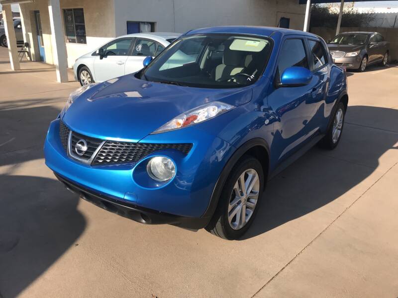 Town & Country Motors | 449 S Country Club Dr, Mesa, AZ 85210, USA | Phone: (480) 615-3256