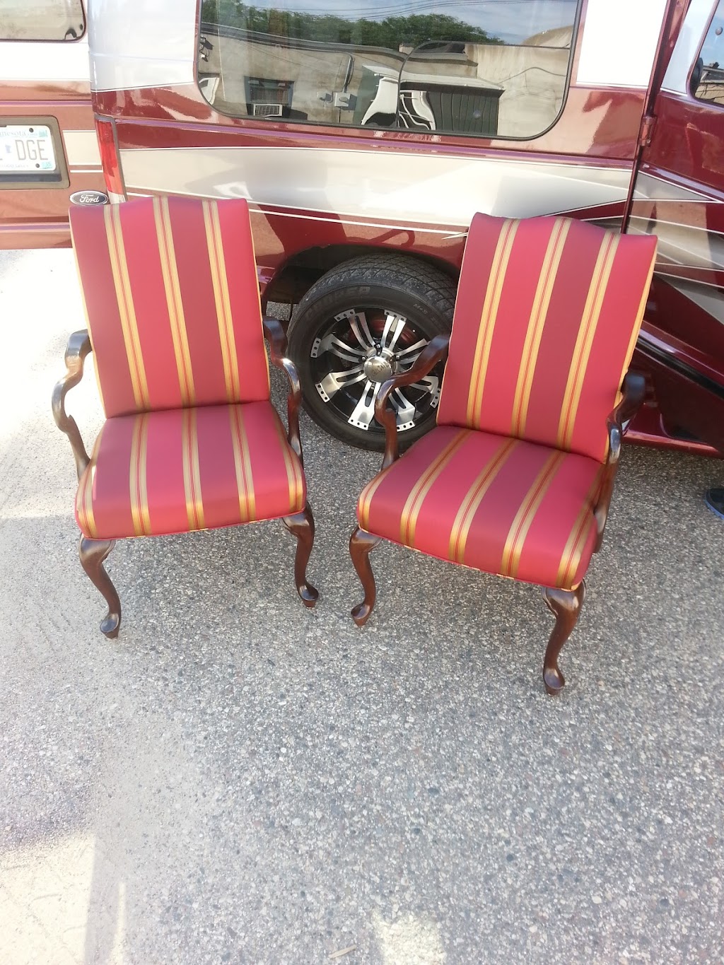 Johnson’s Upholstery | 20755 Okinawa St NE, East Bethel, MN 55011, USA | Phone: (612) 562-2016