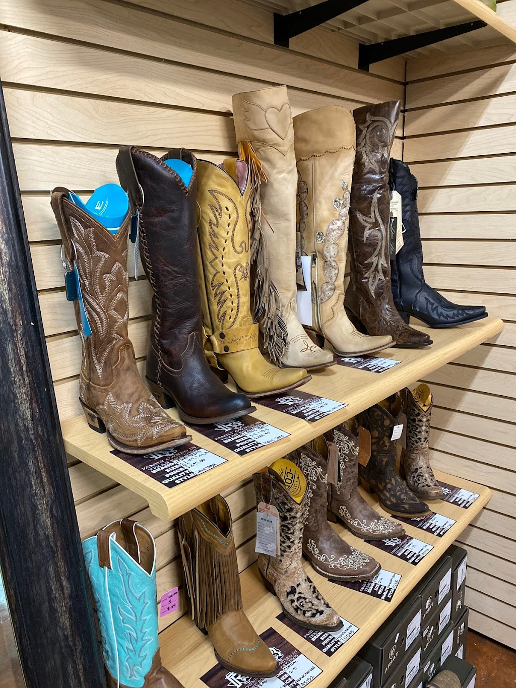 Botas Rojero | 1001 S Ayers Ave, Fort Worth, TX 76105, USA | Phone: (817) 353-3396