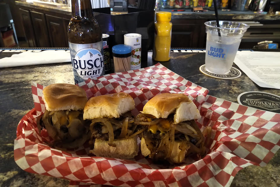 Bubs Bar and Grill | 19 S Broadway St, Louisburg, KS 66053, USA | Phone: (913) 837-2277