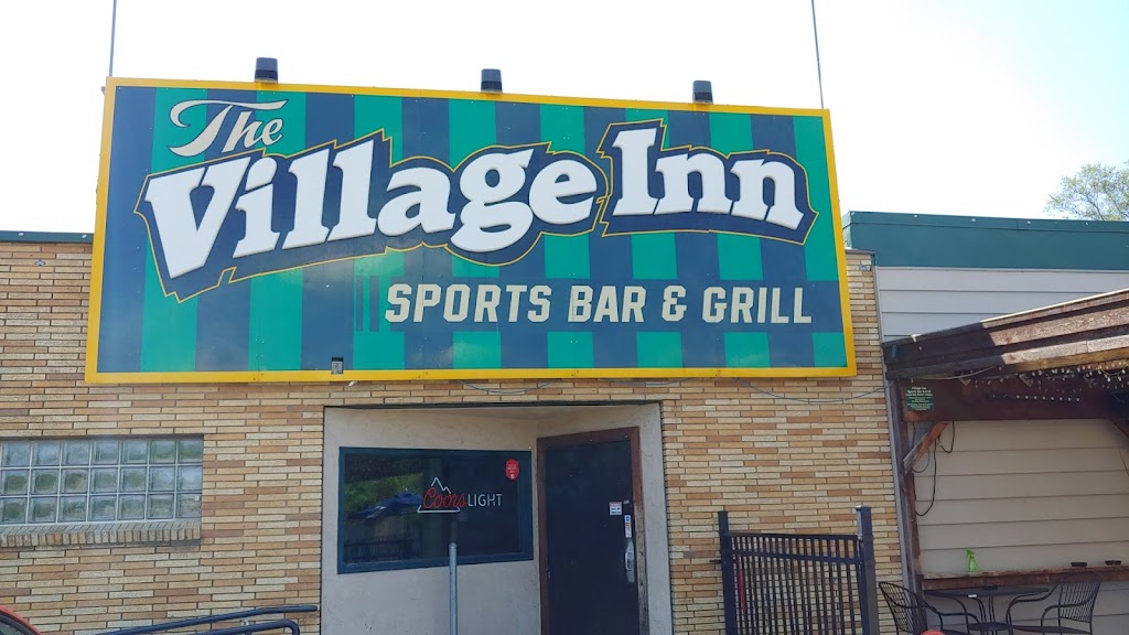 Village Inn Sports Bar, Grill & Pizzeria | 723 6th St N, Hudson, WI 54016, USA | Phone: (715) 386-2205