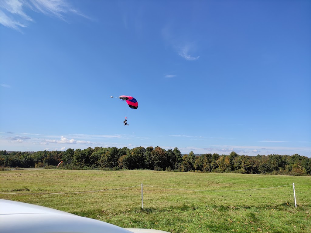 Skydive Danielson | 41 Airport Rd, Danielson, CT 06239, USA | Phone: (860) 774-5867