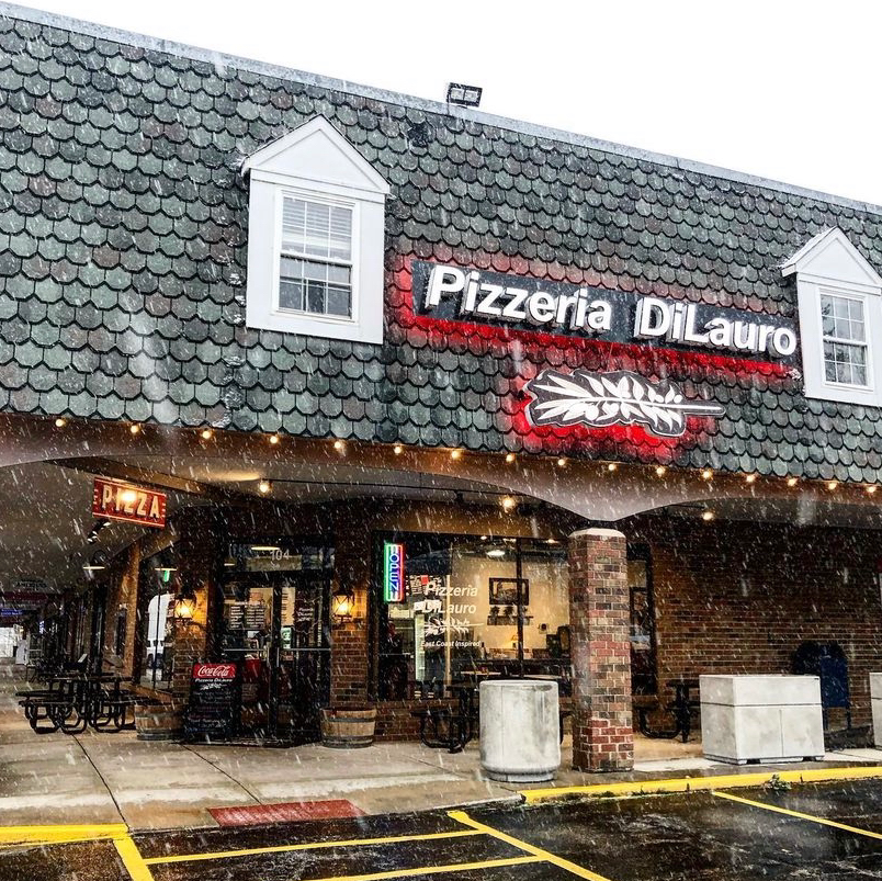 Pizzeria DiLauro | 17800 Chillicothe Rd Ste 104, Chagrin Falls, OH 44023 | Phone: (440) 384-3947