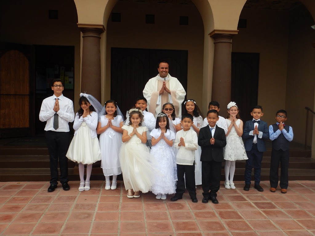 Holy Trinity Elementary School | 3716 Boyce Ave, Los Angeles, CA 90039, USA | Phone: (323) 663-2064