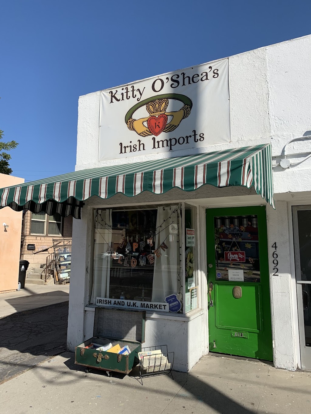 Kitty OSheas Irish & UK Market | 4692 Eagle Rock Blvd, Los Angeles, CA 90041, USA | Phone: (323) 999-7060