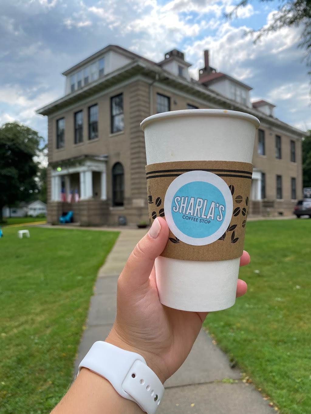 Sharlas Coffee Stop | 525 College St, Milton, WI 53563, USA | Phone: (608) 322-5836