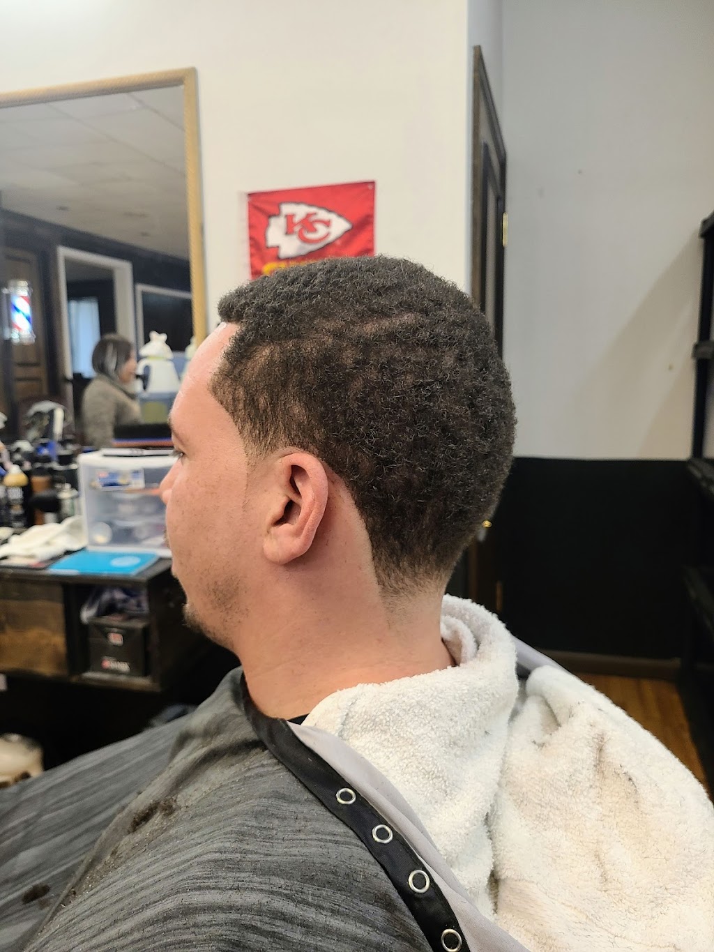 The kings barber Shop KC | 2100 Silver Ave, Kansas City, KS 66106, USA | Phone: (913) 701-6530