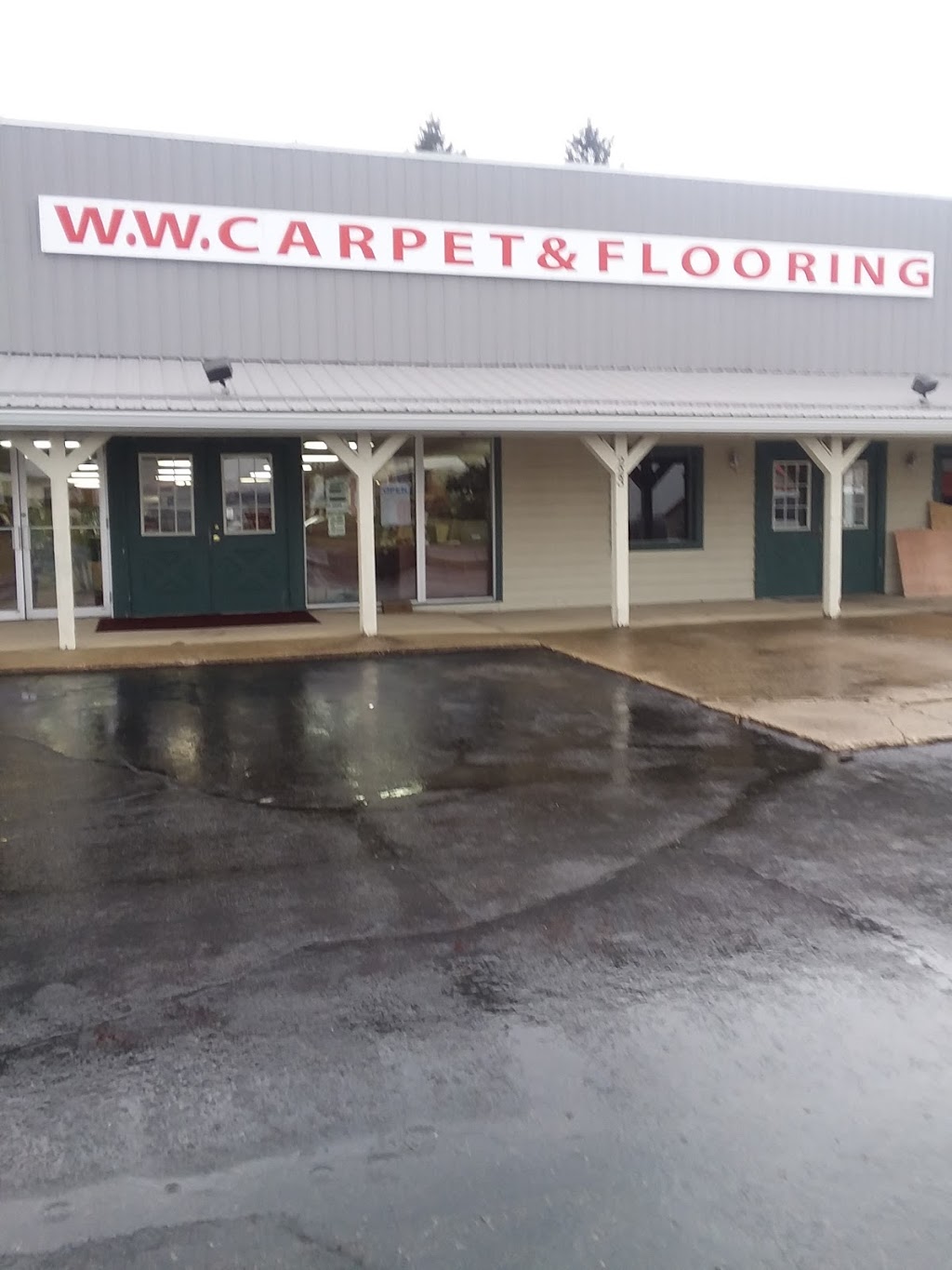 W W Carpet & Flooring | 223 Harcourt Rd, Mt Vernon, OH 43050, USA | Phone: (740) 392-5959