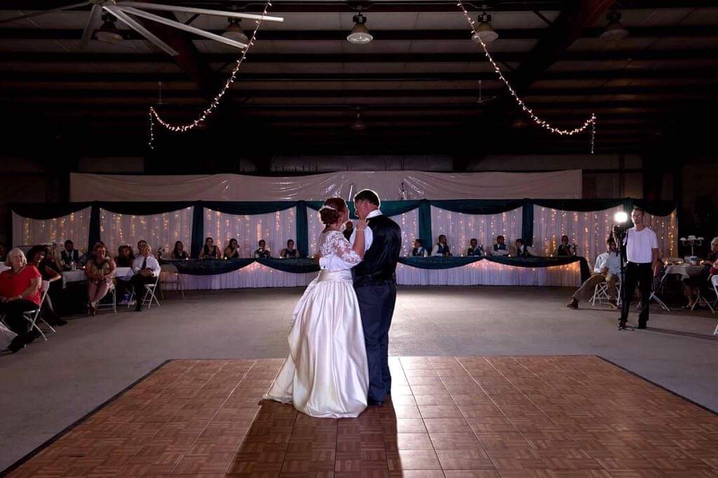 The Event Rental Gallery LLC. | 6925 E County Rd 1500 N, Batesville, IN 47006, USA | Phone: (812) 212-5164