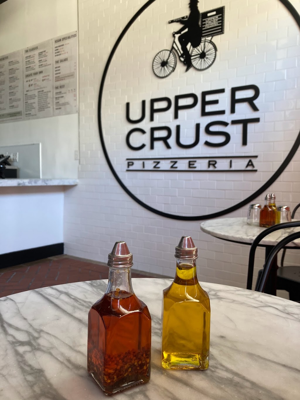 Upper Crust Pizzeria | 11916 Wilshire Blvd, Los Angeles, CA 90025, USA | Phone: (424) 256-2550