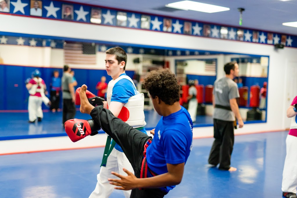 Karate Works | 4840 U.S. 377 South, Benbrook, TX 76116, USA | Phone: (817) 377-2111