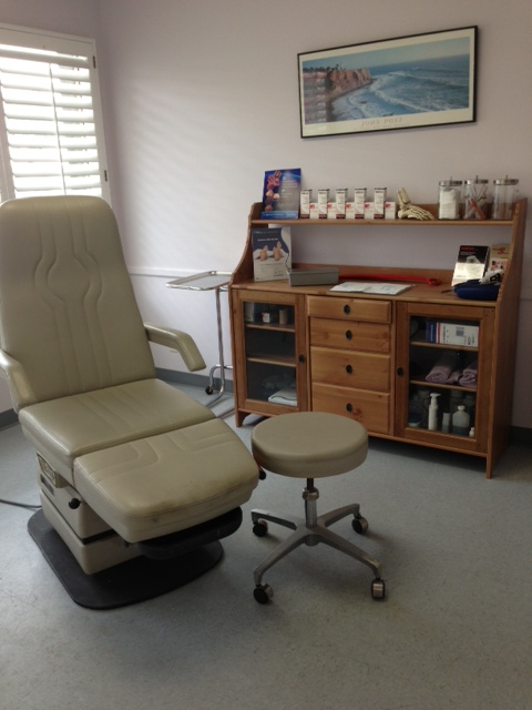 Ocean Podiatry: Marcia Matika, DPM | 500 S Sepulveda Blvd #303, Manhattan Beach, CA 90266, USA | Phone: (310) 318-2900