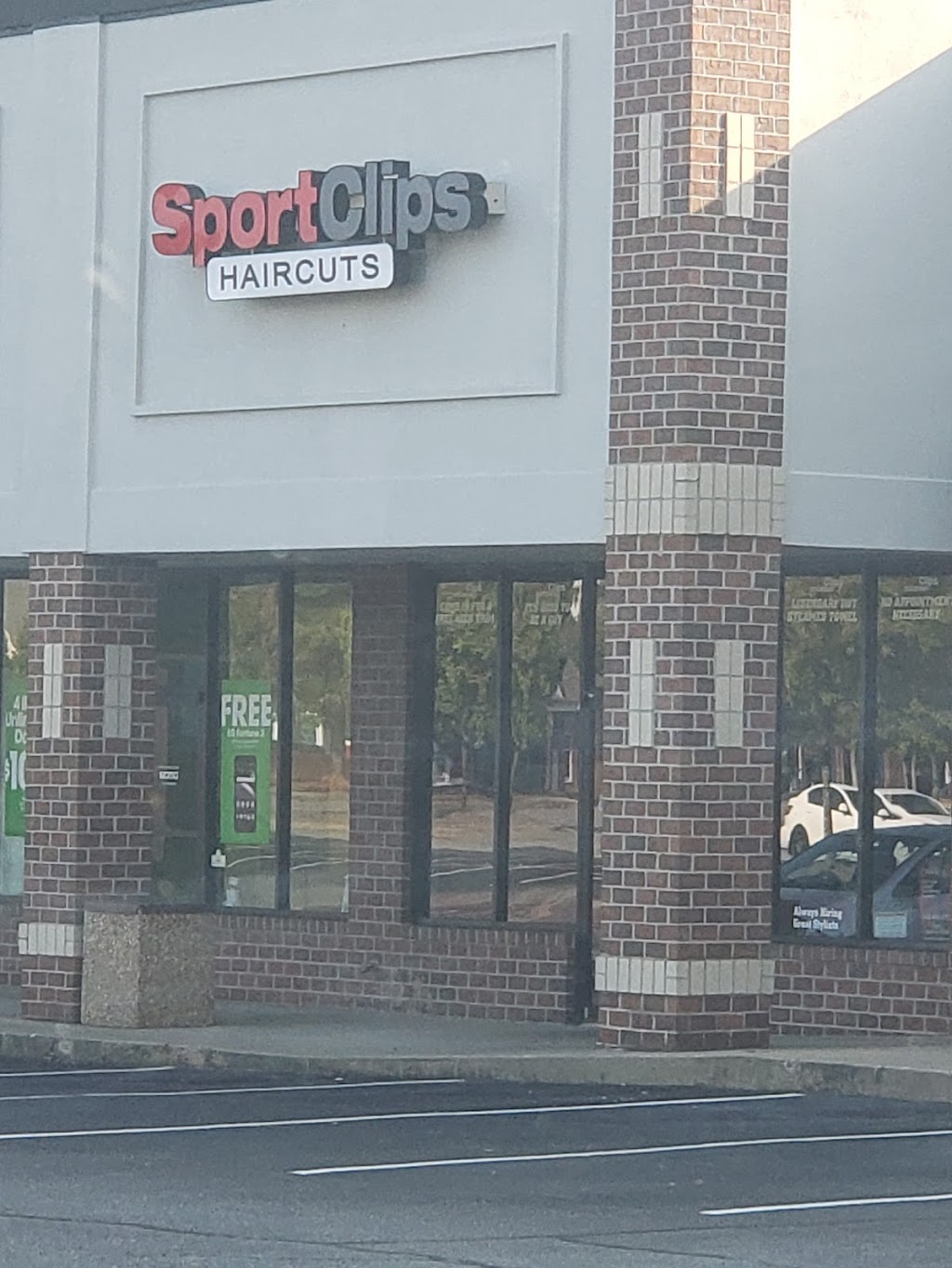 Sport Clips Haircuts of Woodstock - Hwy 92 & Trickum | 12186 Hwy 92 Suite #103, Woodstock, GA 30188, USA | Phone: (678) 445-5811