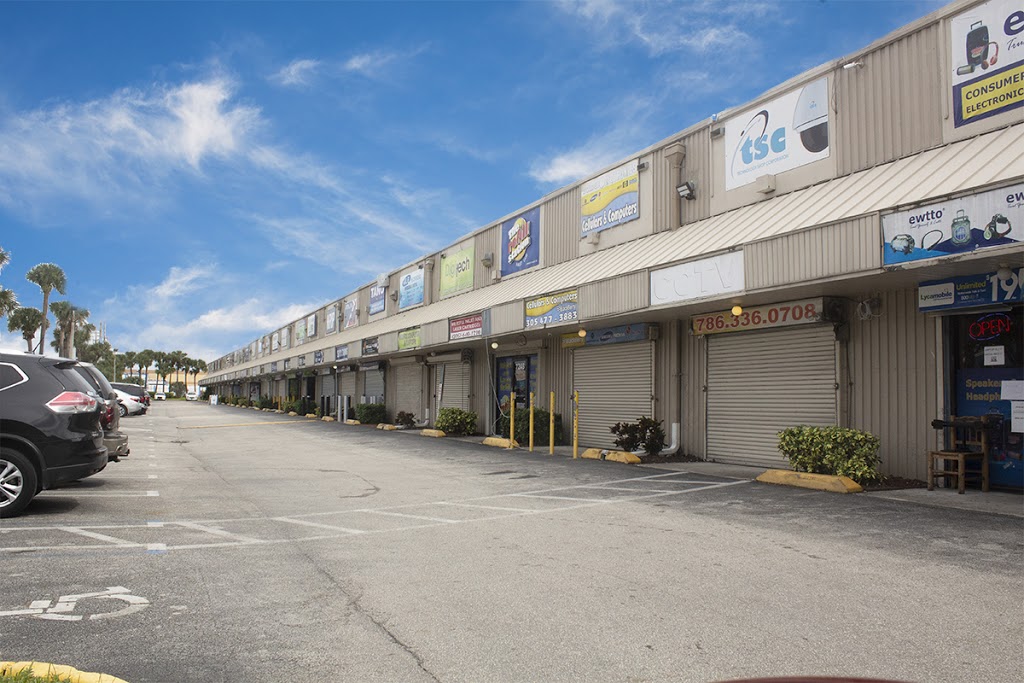 Americas Commercial Real Estate (Airport) | 2850 NW 72nd Ave, Miami, FL 33122 | Phone: (305) 883-1921