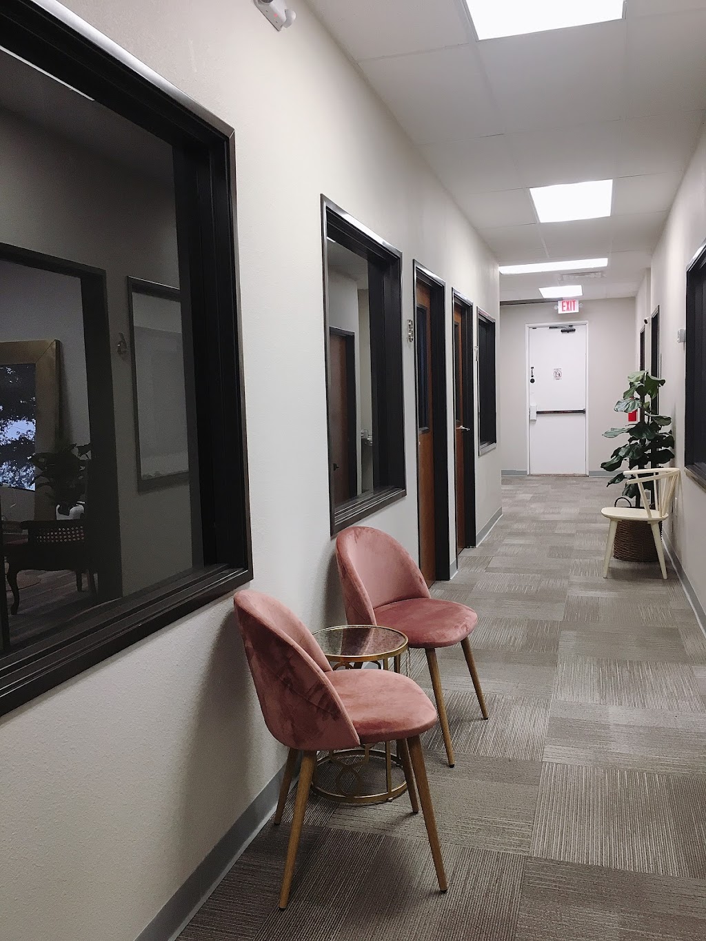 Olivine Salon Suites | 2901 N US 75-Central Expy 1000 Suite #125, Plano, TX 75075, USA | Phone: (469) 682-8225