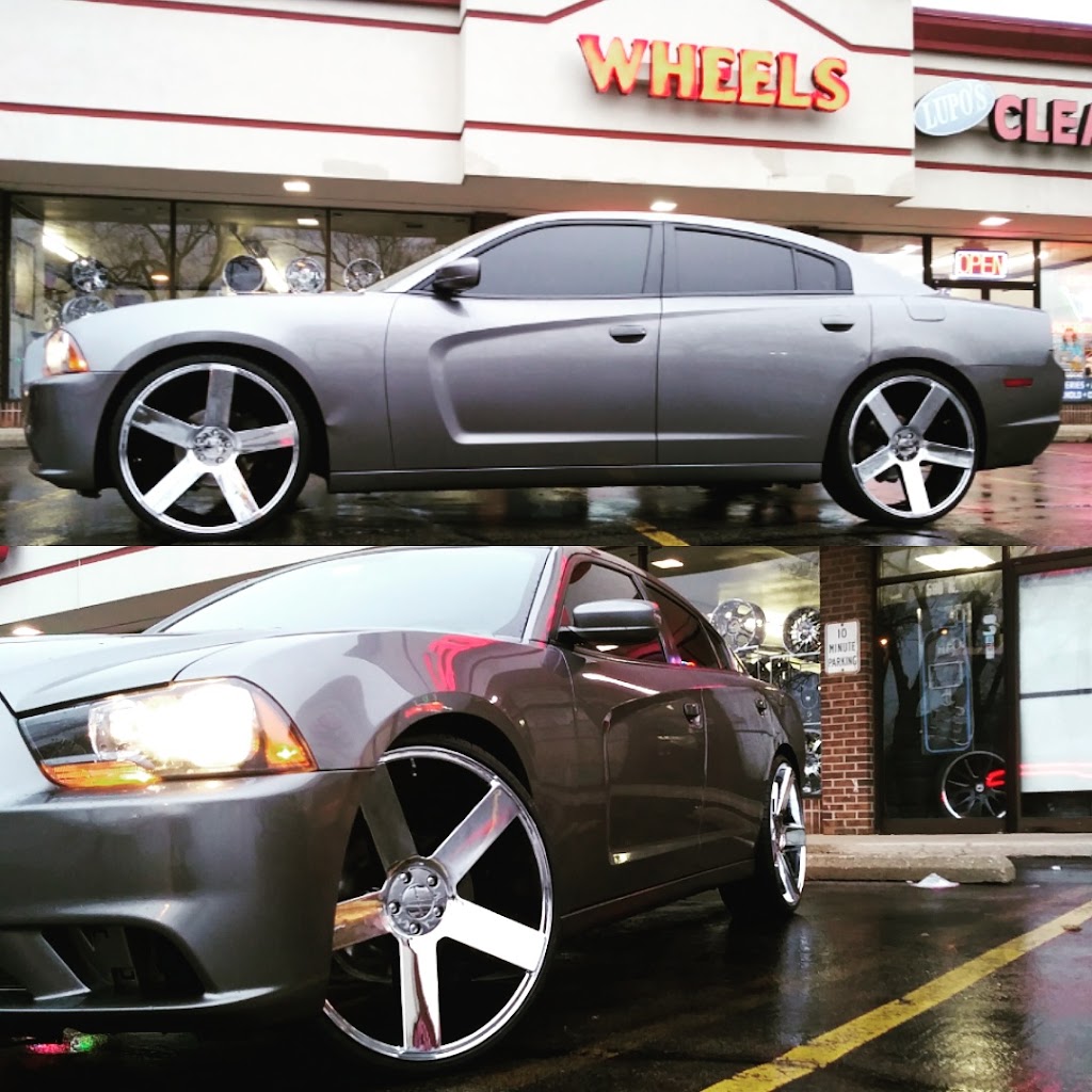 Cell-N-Wheels | 596 N Pinecrest Rd, Bolingbrook, IL 60440, USA | Phone: (630) 739-9355