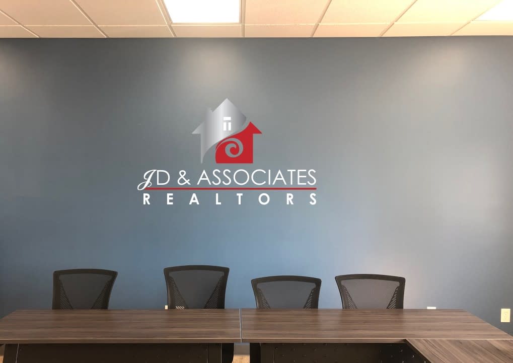 JD & Associates Realtors | 55951 Gratiot Ave, Chesterfield Township, MI 48051, USA | Phone: (586) 273-2500