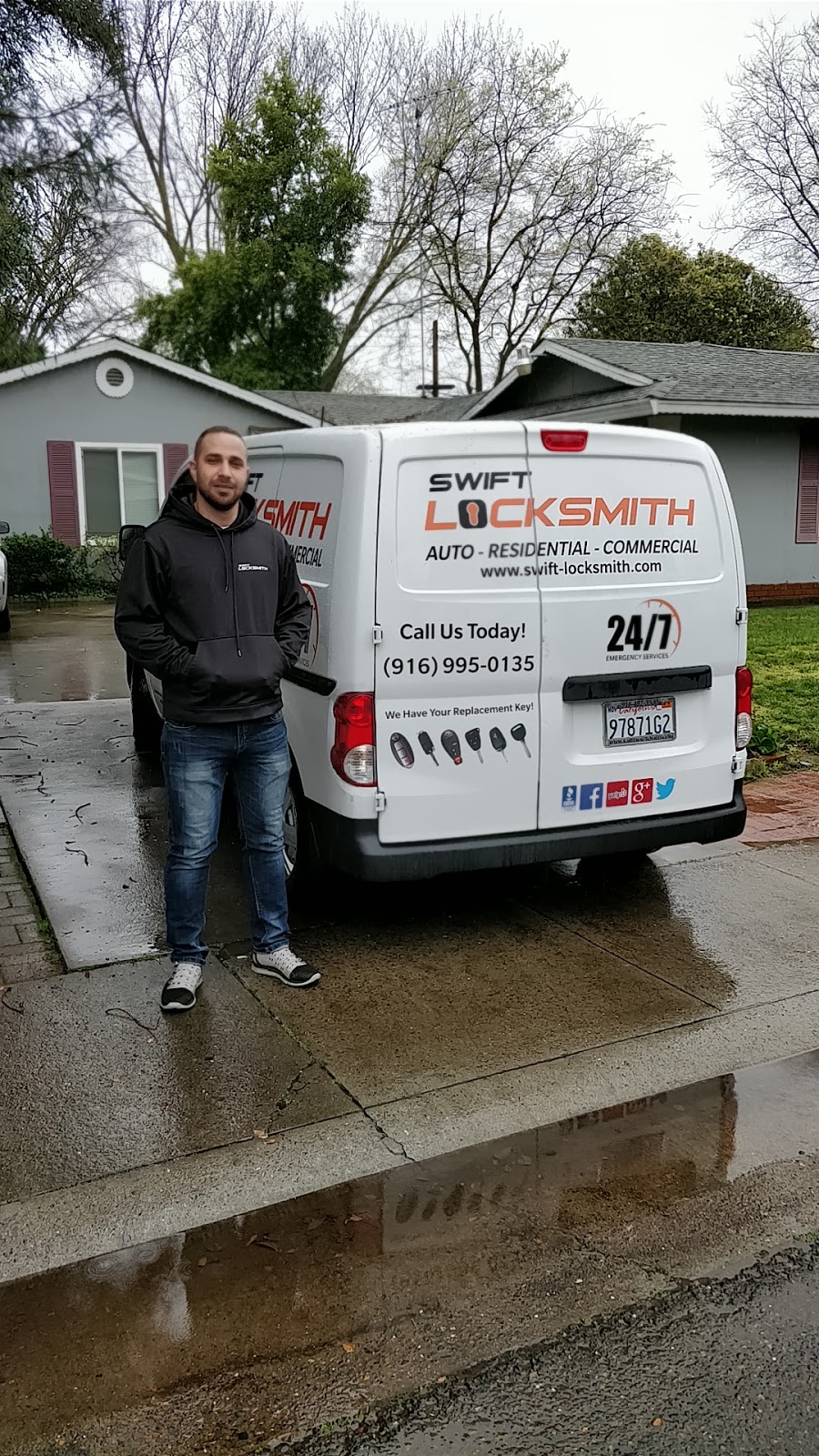 Swift Locksmith | 2514 Key W Way, Sacramento, CA 95826, USA | Phone: (916) 995-0135