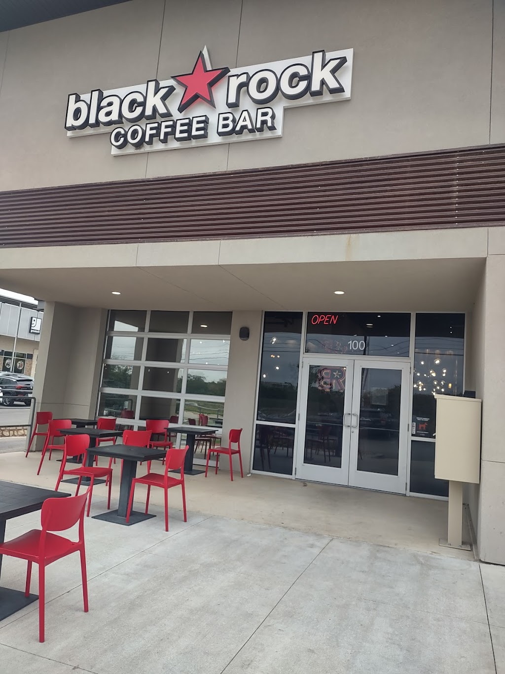 Black Rock Coffee Bar | 17220 Ranch Rd 620 Suite 100, Round Rock, TX 78681, USA | Phone: (512) 883-6924