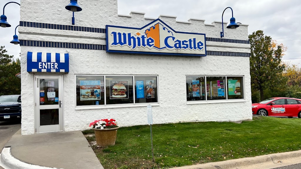 White Castle | 1111 Cambridge St, Hopkins, MN 55343, USA | Phone: (952) 933-5521