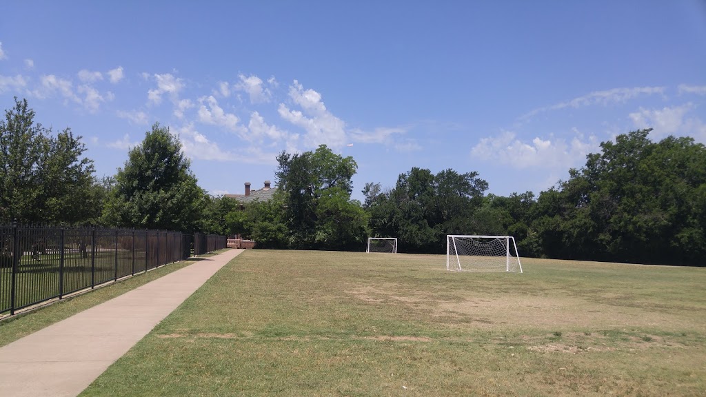 Daggett Park | 2301 College Ave, Fort Worth, TX 76110, USA | Phone: (817) 392-5700