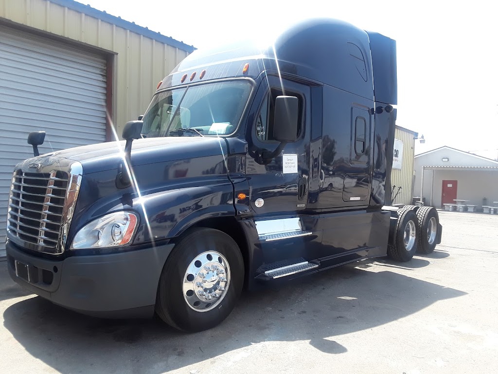 Big Rig Truck Sales | 14578 Valley Blvd, Fontana, CA 92335, USA | Phone: (909) 823-1844