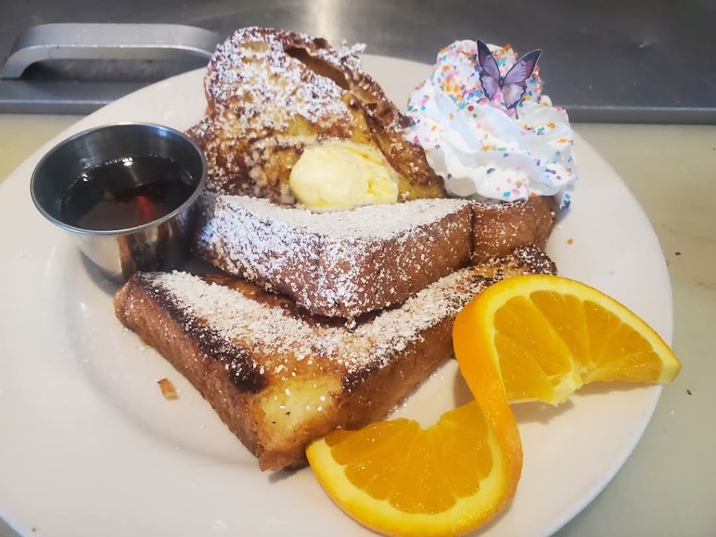 Columbia Inn Restaurant | 698 NE Frontage Rd, Kalama, WA 98625, USA | Phone: (360) 673-7600