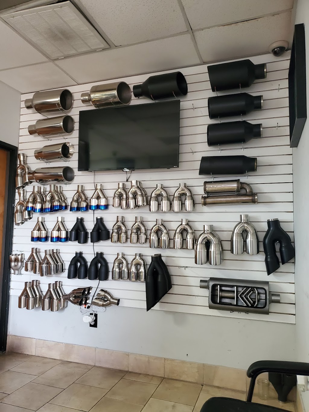 Elfer Muffler Shop | 5711 Denton Hwy, Haltom City, TX 76148, USA | Phone: (682) 408-0506