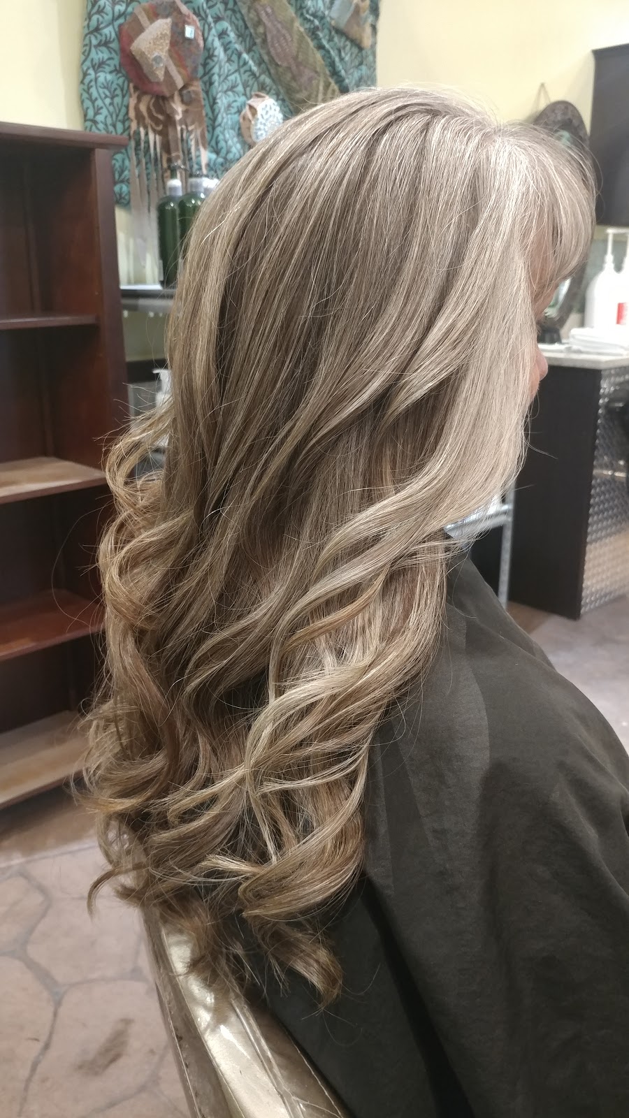 Studio Nouveau | 304 N Huntington St, Syracuse, IN 46567, USA | Phone: (574) 457-2625