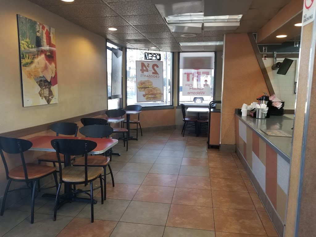 Jack in the Box | 15025 Hawthorne Blvd, Lawndale, CA 90260, USA | Phone: (310) 644-3584