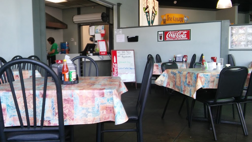 Griffins Poboy Shoppe | 4566 LA-1, Raceland, LA 70394, USA | Phone: (985) 537-5552