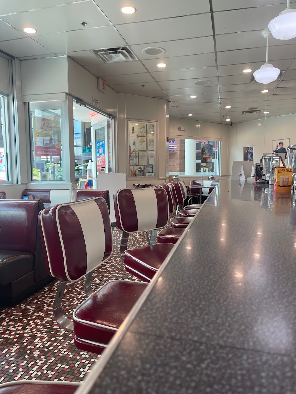 Johnny Rockets | 7989 Citrus Park Town Center Mall, Tampa, FL 33625, USA | Phone: (813) 926-6335