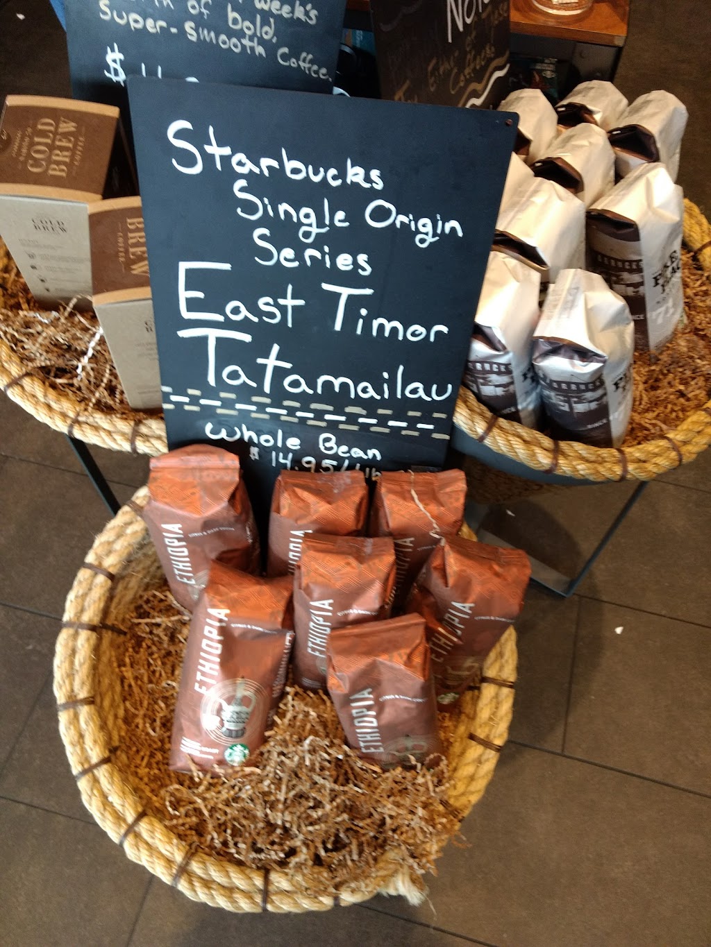 Starbucks | 8230 Greenway Blvd, Middleton, WI 53562, USA | Phone: (608) 831-0080