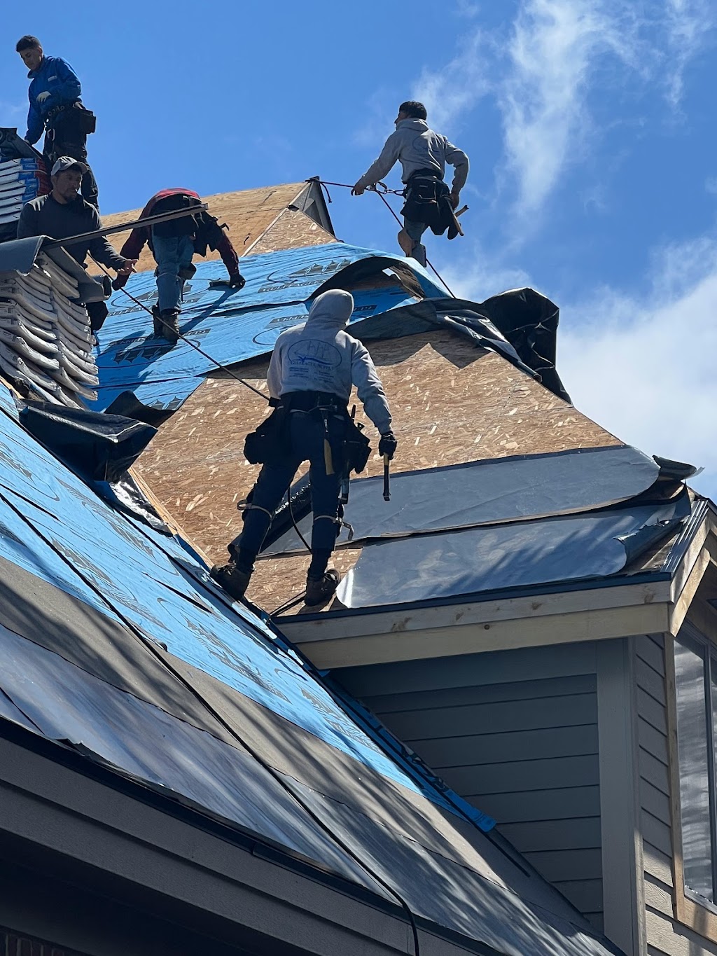 Bellas Roofing | 45520 Van Dyke Ave suit B, Utica, MI 48317 | Phone: (248) 884-8888