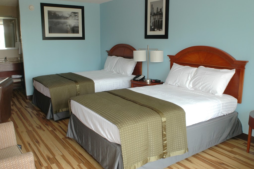 Reidsville Inn & Suites | 2100 Barnes St, Reidsville, NC 27320, USA | Phone: (336) 342-0341