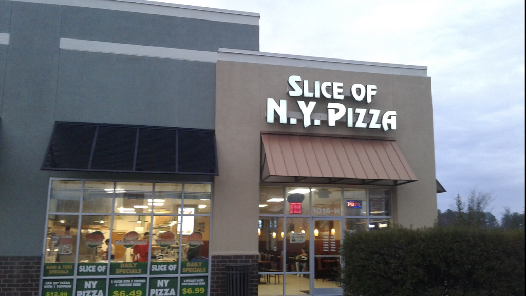 Slice of Ny Pizza | 1016 H, Shoppes At Midway Dr, Knightdale, NC 27545, USA | Phone: (919) 261-9478