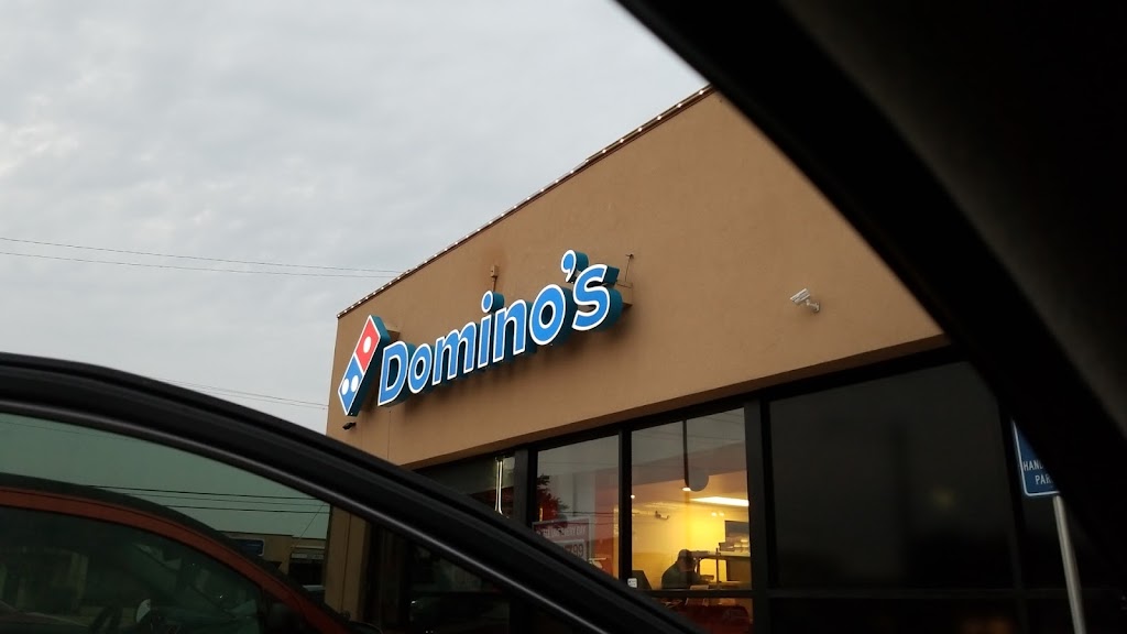 Dominos Pizza | 1608 W Randol Mill Rd, Arlington, TX 76012, USA | Phone: (817) 548-8888