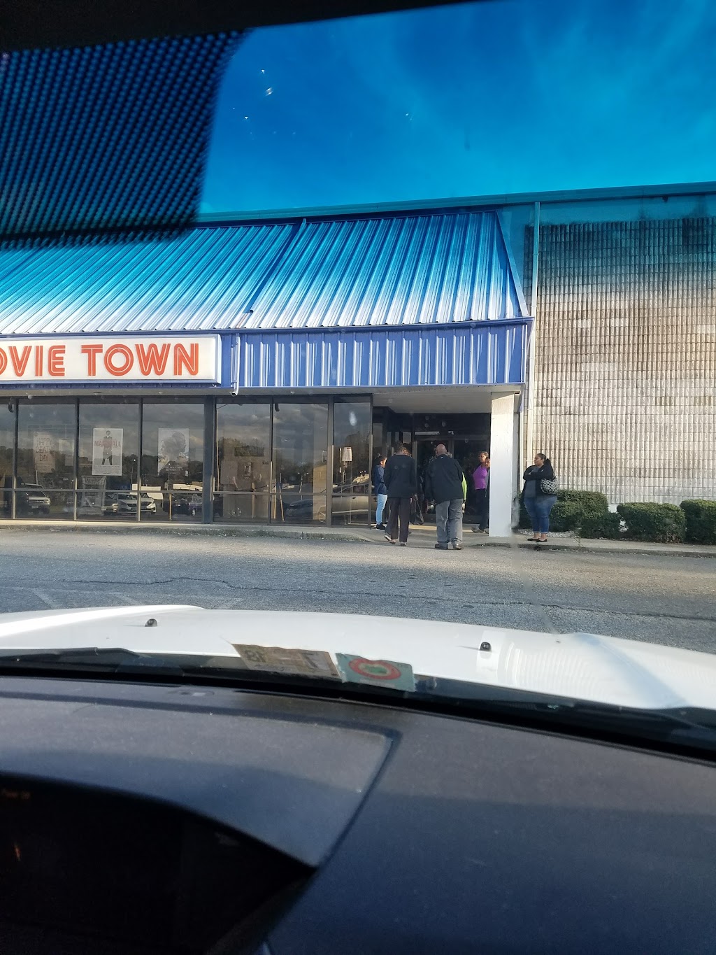 Movie Town | 67 Veteran Rd, Martinsville, VA 24112, USA | Phone: (276) 638-4040