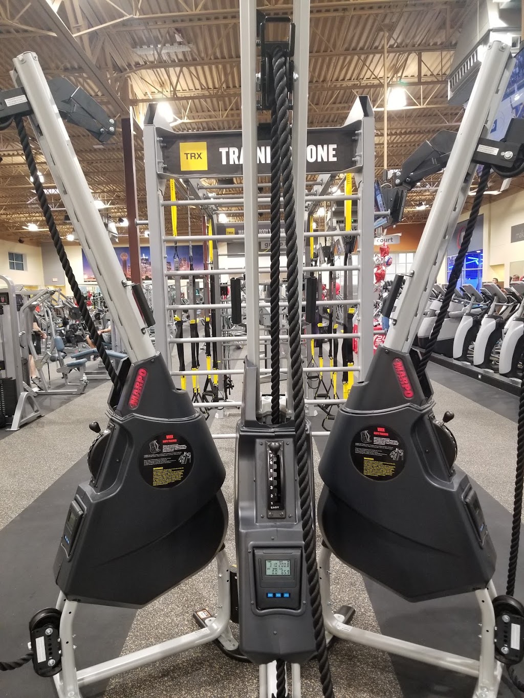 24 Hour Fitness | 2300 Fort Worth Ave, Dallas, TX 75211, USA | Phone: (214) 377-2559