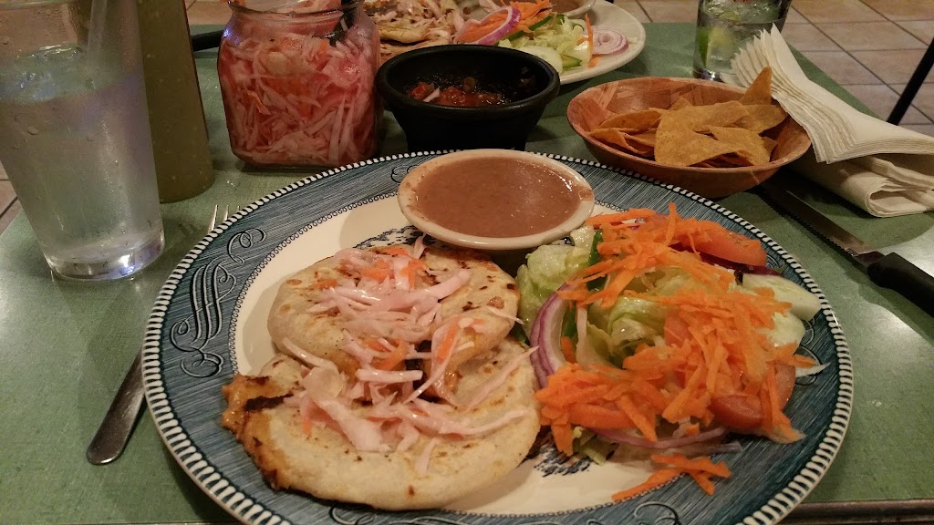 Pupuseria Mi Ranchito Restaurant | 614 Broadway, Kingston, NY 12401, USA | Phone: (845) 339-1910