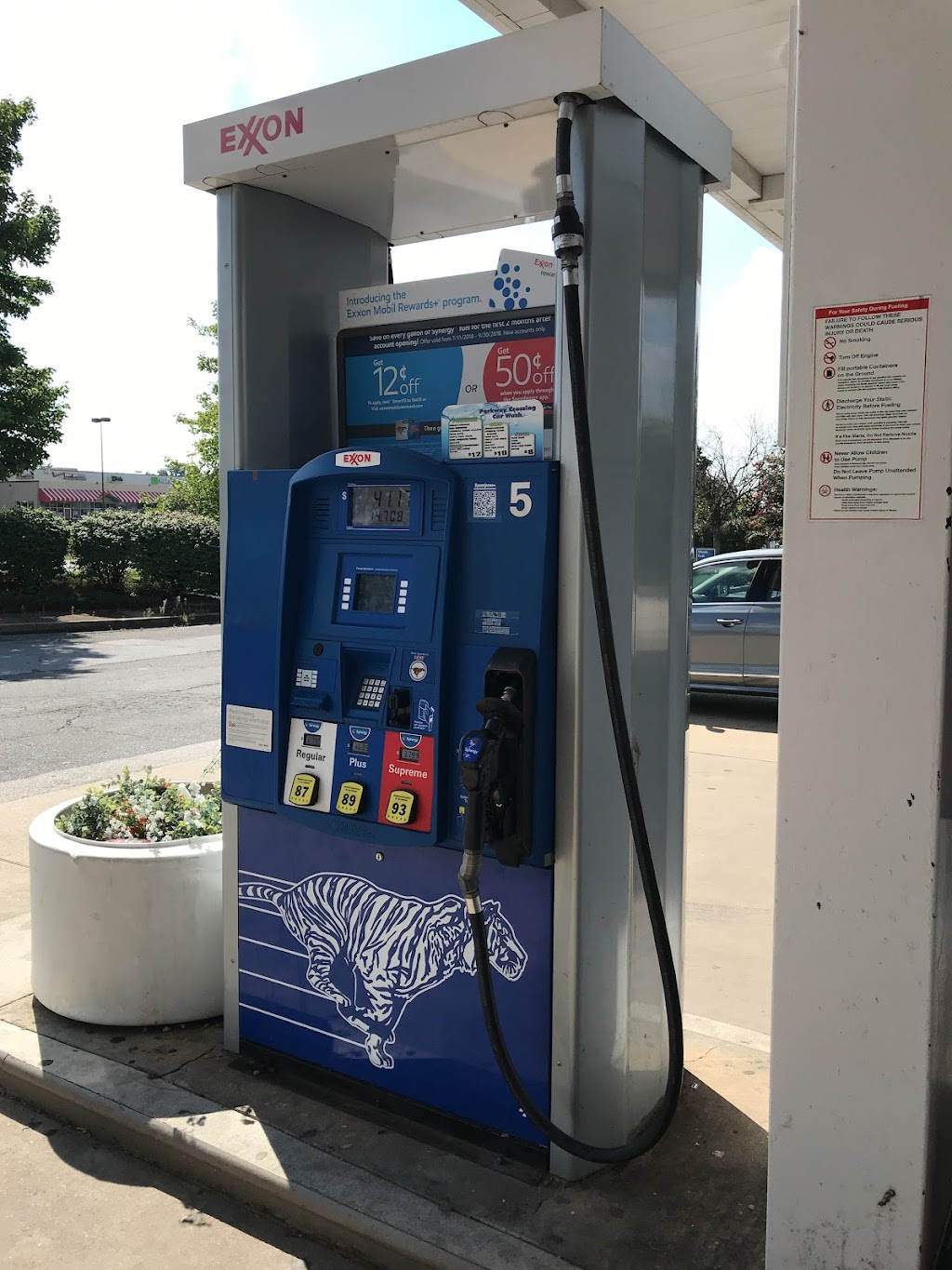 Exxon | 3384 Fort Meade Rd, Laurel, MD 20724, USA | Phone: (301) 604-7535