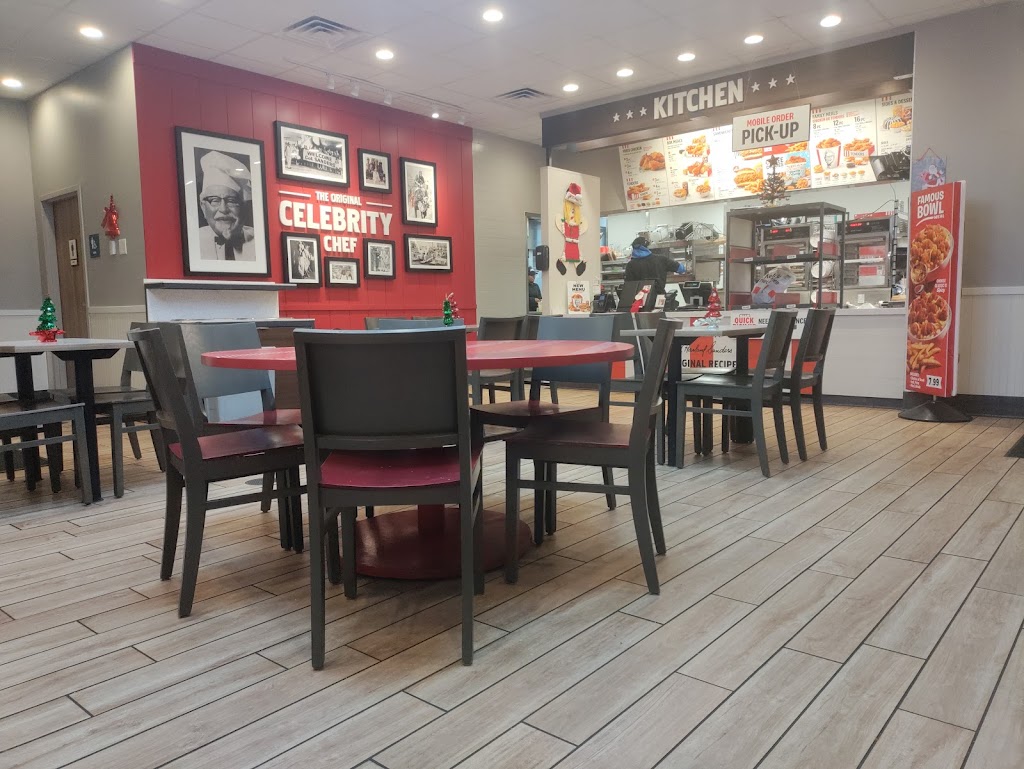 KFC | 12195 S Apopka Vineland Rd, Orlando, FL 32836, USA | Phone: (407) 778-4571