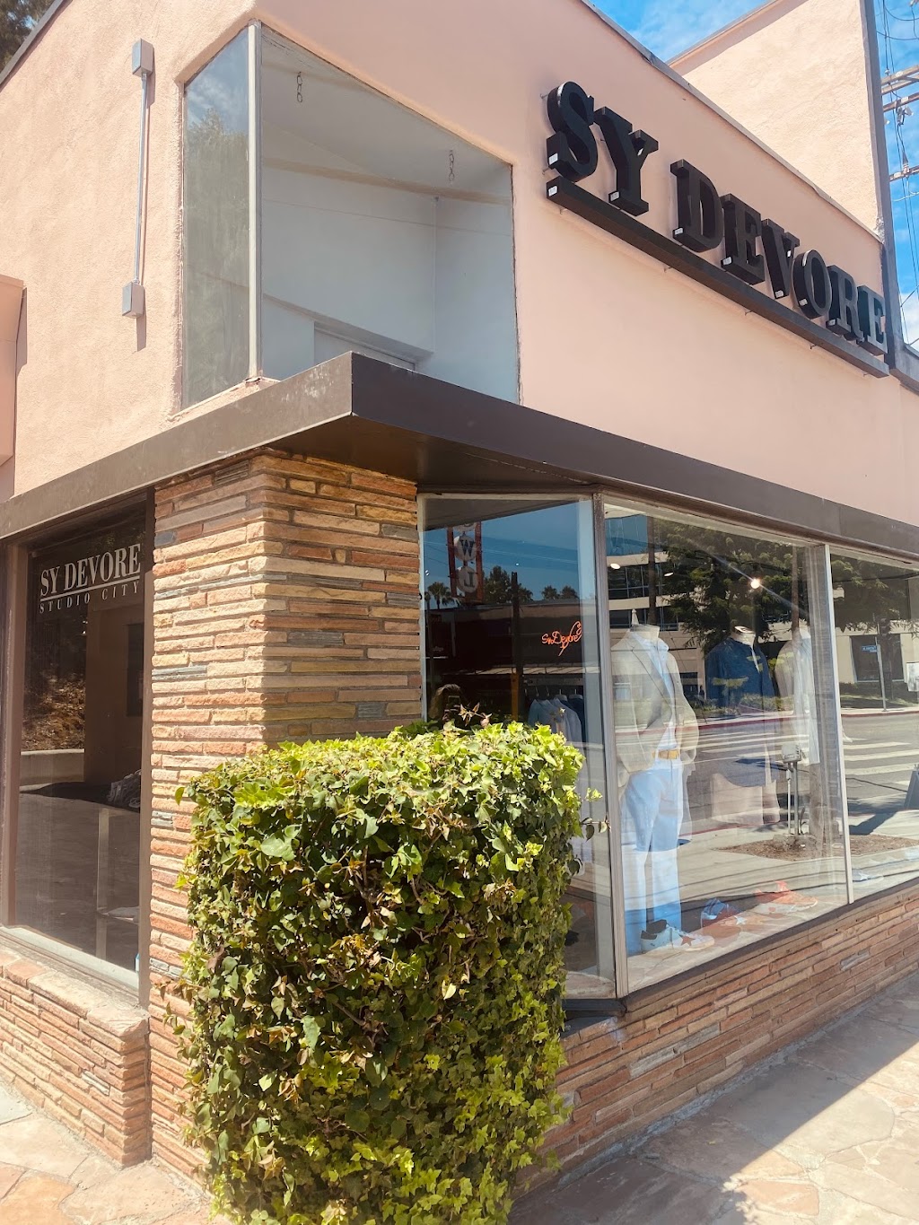 Sy Devore | 12672 Ventura Blvd, Studio City, CA 91604 | Phone: (818) 783-2700