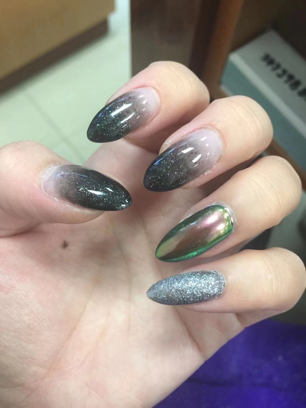 Paradise Nails and Spa 2 (Shopping Mall) | Shopping Center, between T-Mobile and, Starbucks, 815 Hutchinson Riv Pkwy, Bronx, NY 10465, USA | Phone: (347) 398-8341