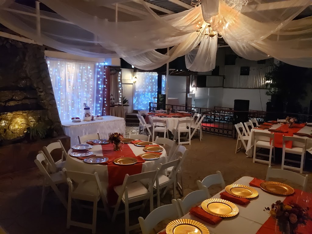 Salón de eventos Delfines | Angel de La Guarda 20001, Buenos Aires Sur, 22207 Tijuana, B.C., Mexico | Phone: 664 315 6859